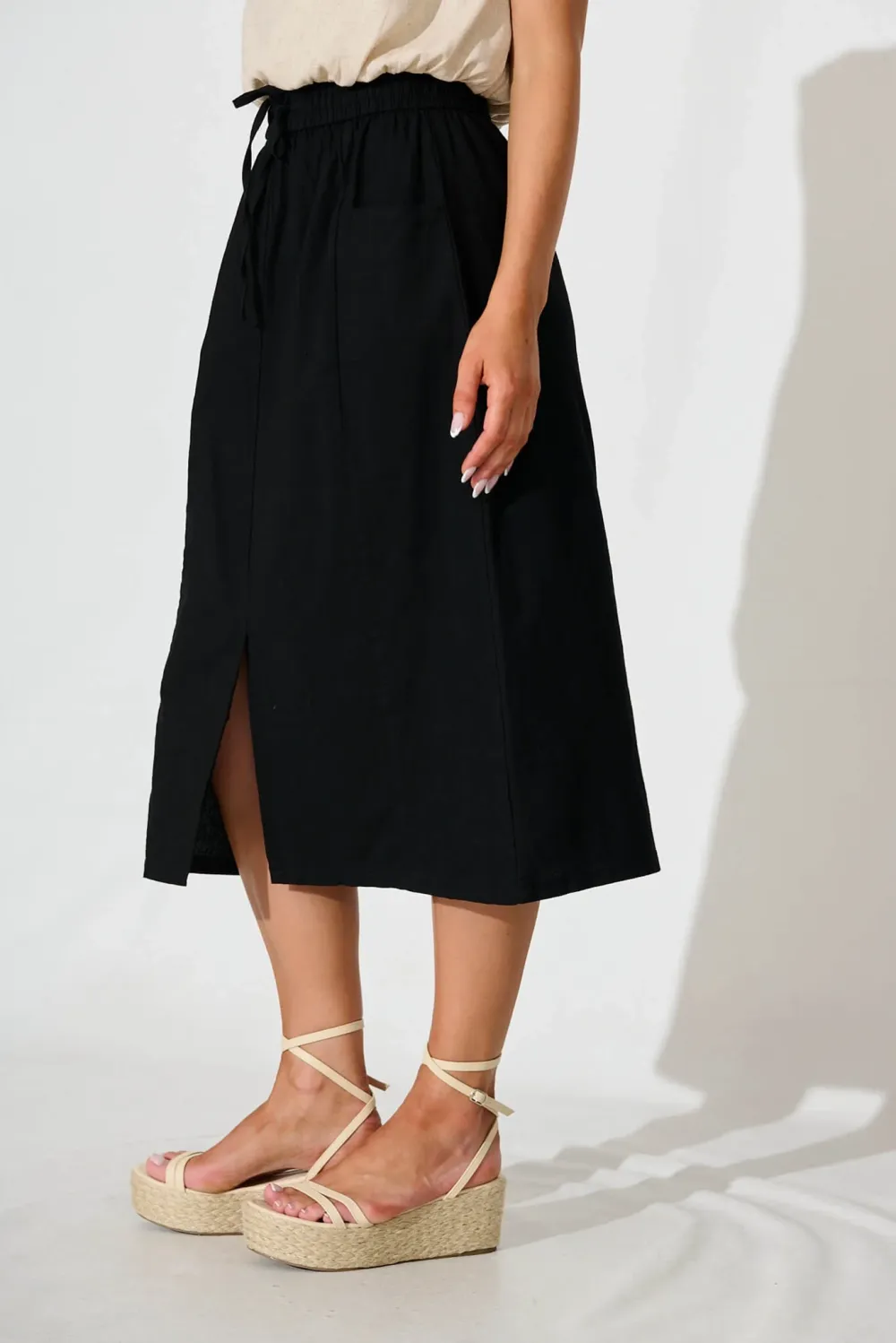 Black Elastic Waist Midi Skirt