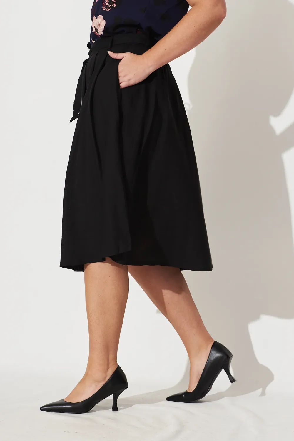 Black Belted Flowy Midi Skirt
