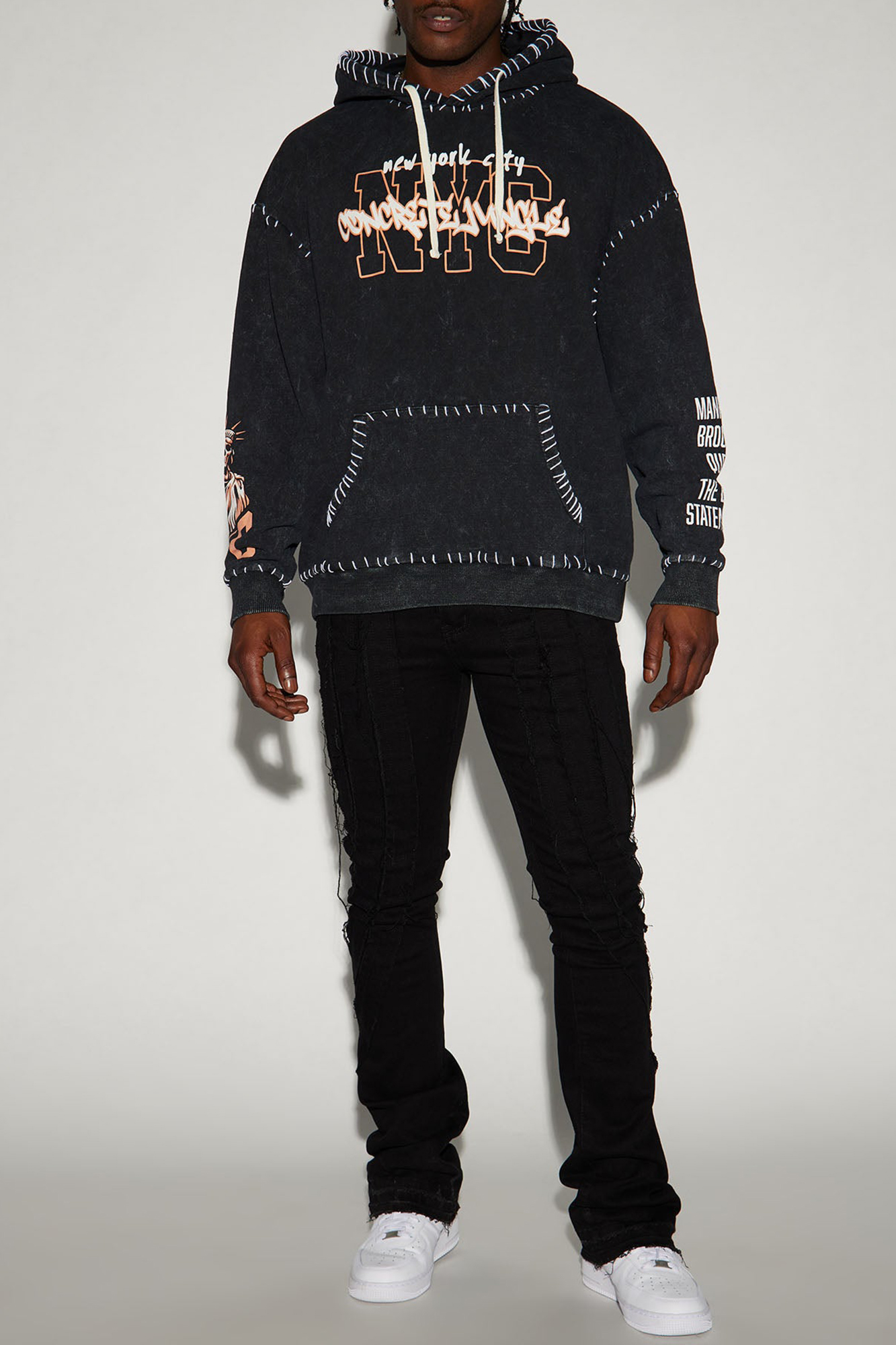 NYC Concrete Jungle Oversized Hoodie - Black