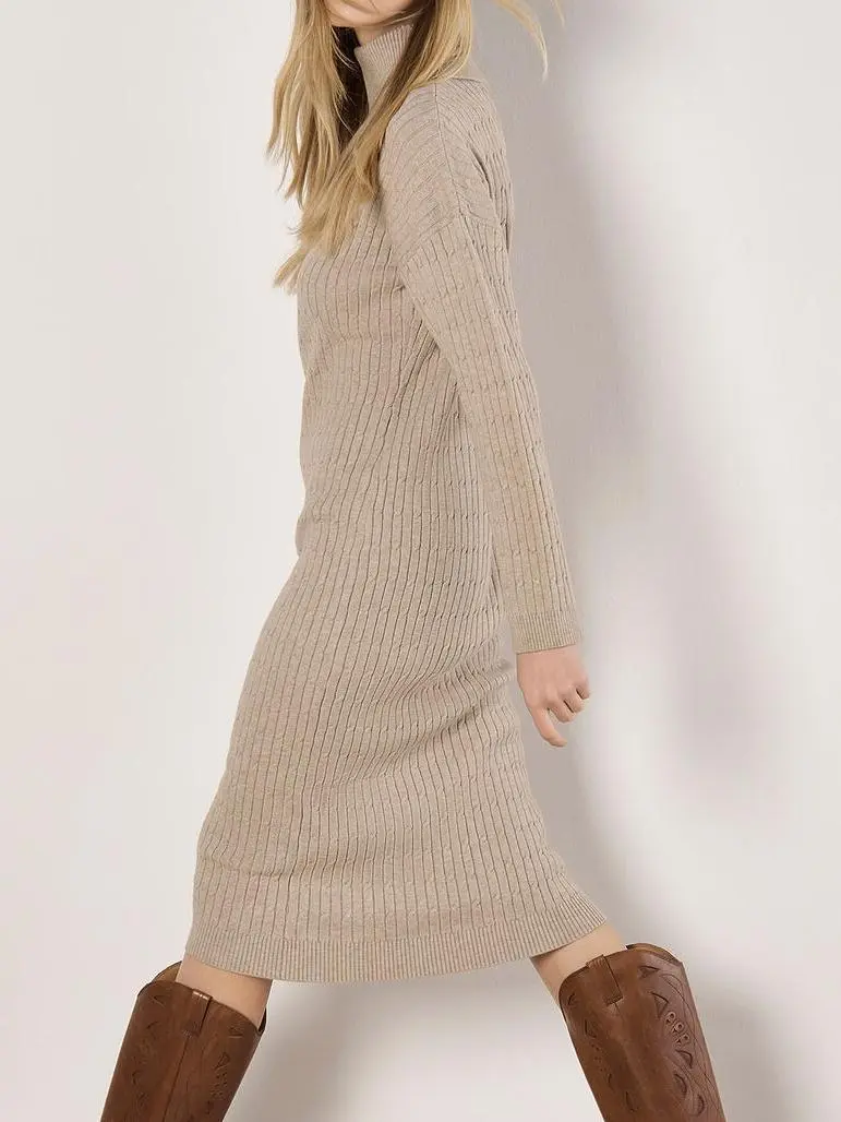 Roll Neck Kntted Midi Dress