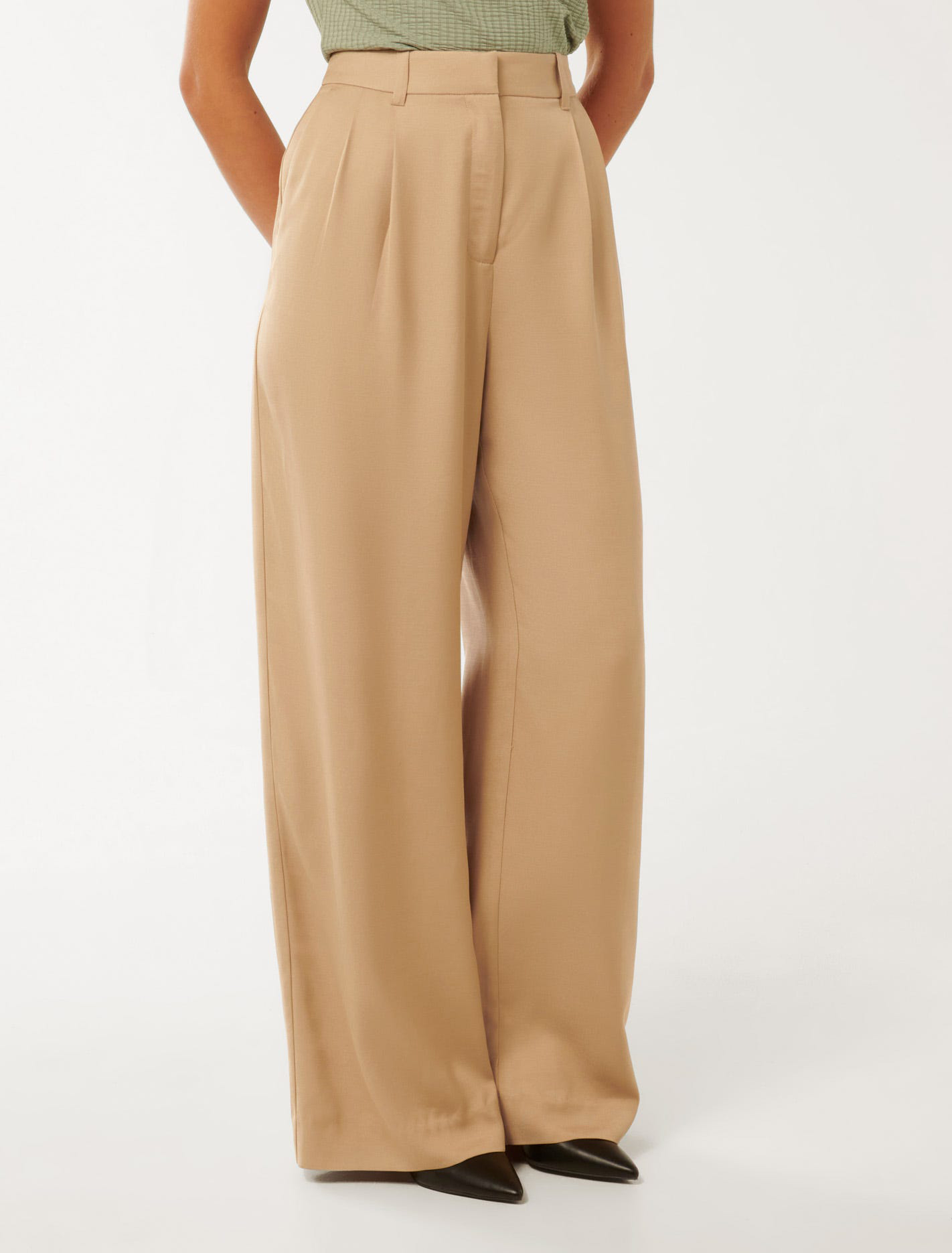 Mikayla Pleated Wide-Leg Pants