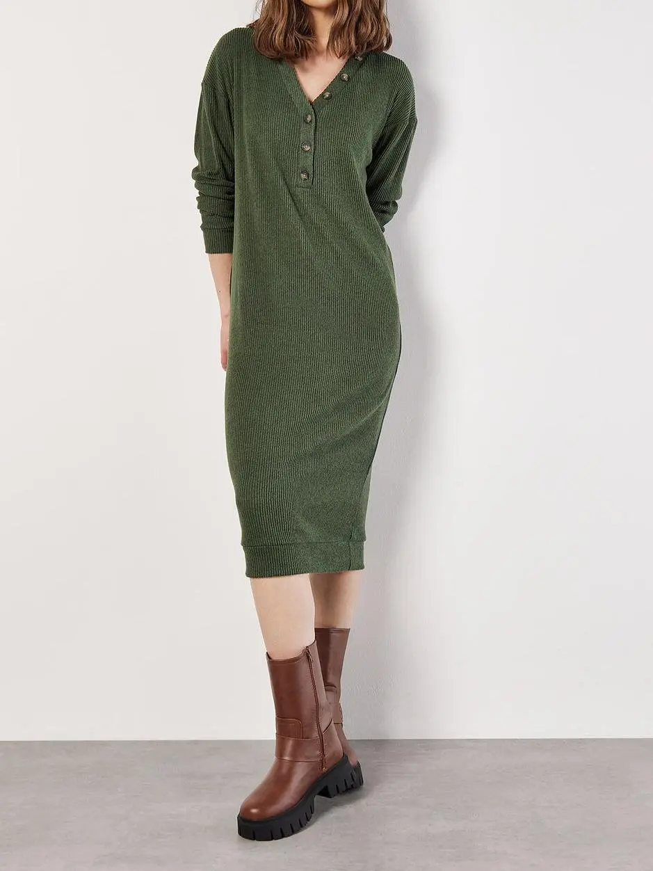 Ribbed Knit Midi Dress