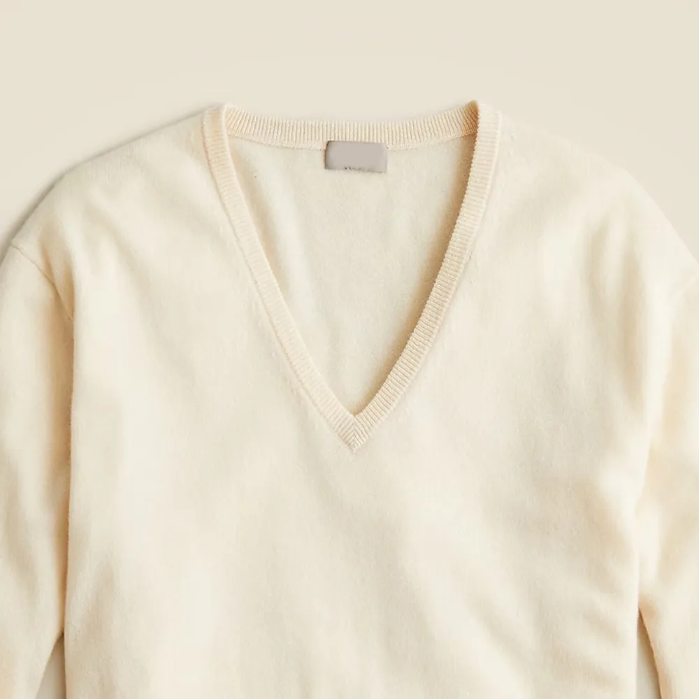 Cashmere relaxed V-neck sweater