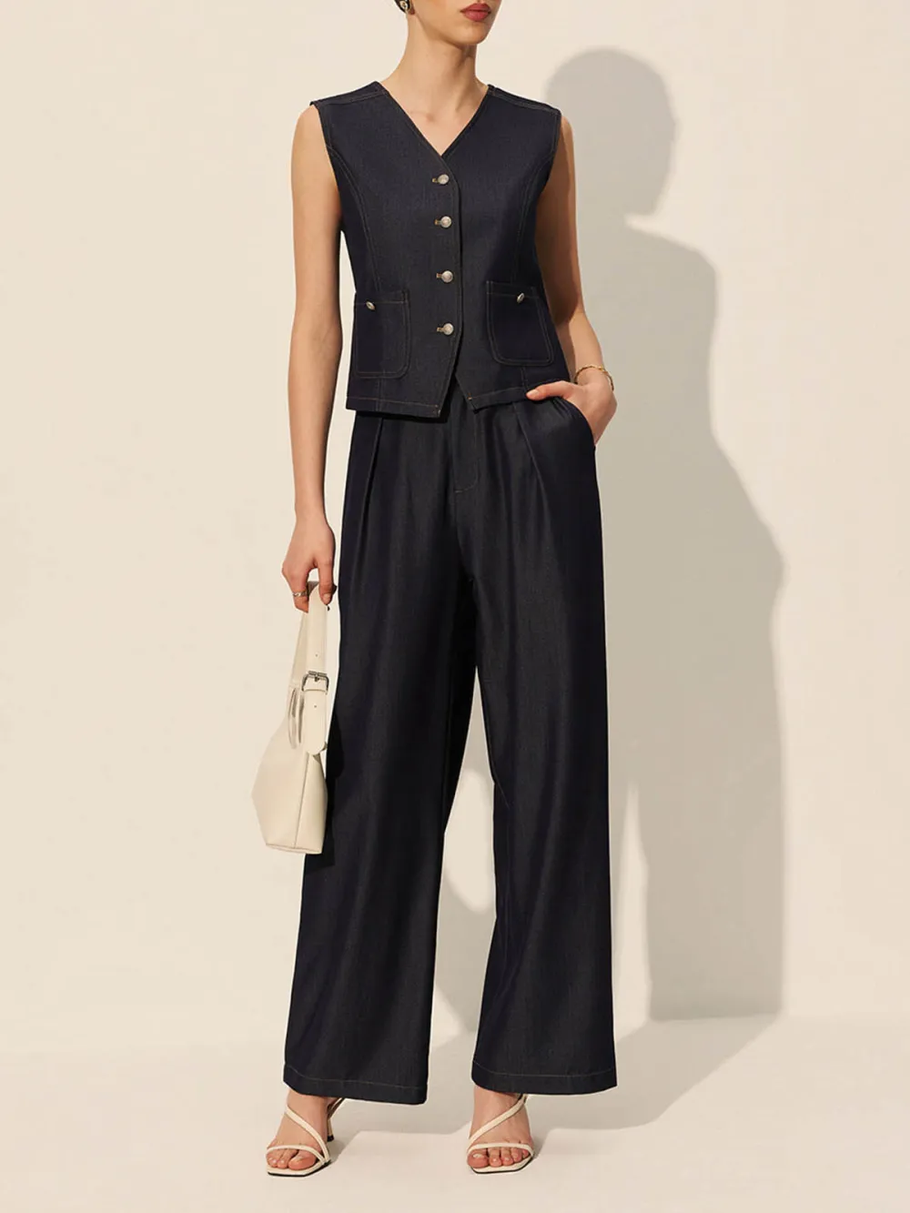 Pocketed Plain Wide-Leg Jeans