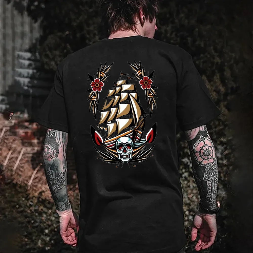 Skull Ship Print Men's T-shirt