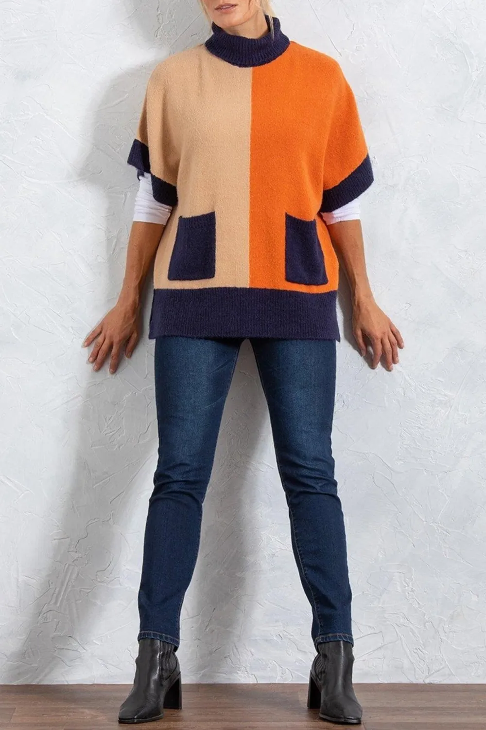 Short Sleeve Colour Block Knit Top