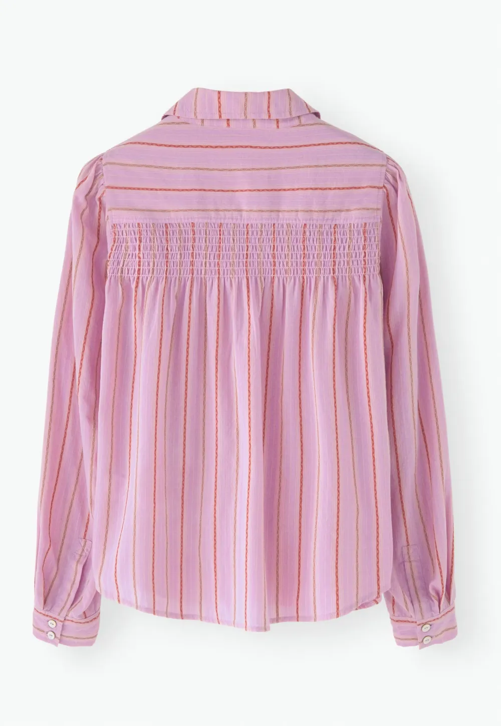 Striped shirt
Fine cotton