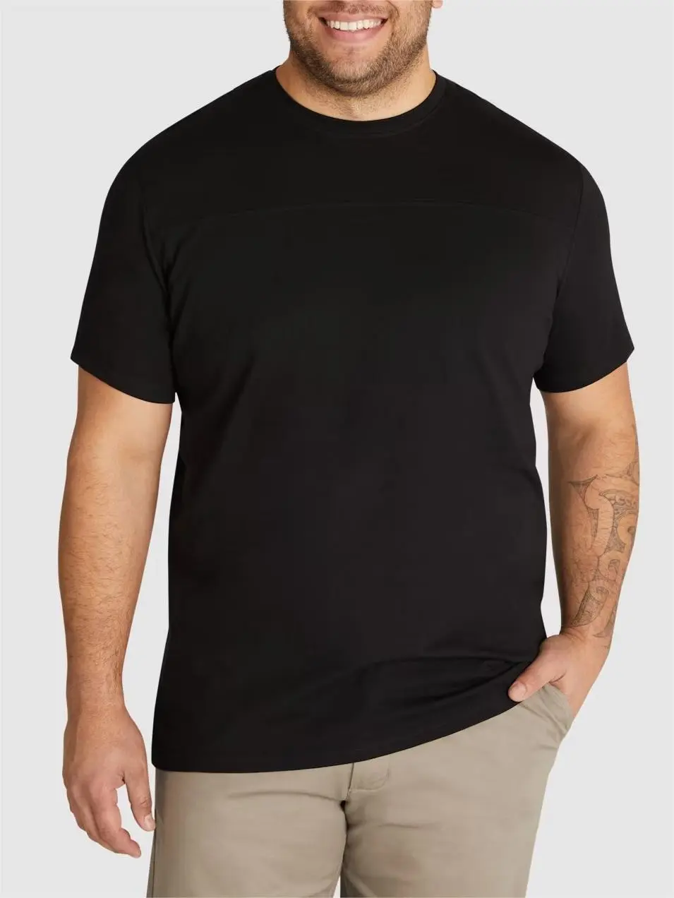 BLACK ESSENTIAL LONGLINE PANEL TEE