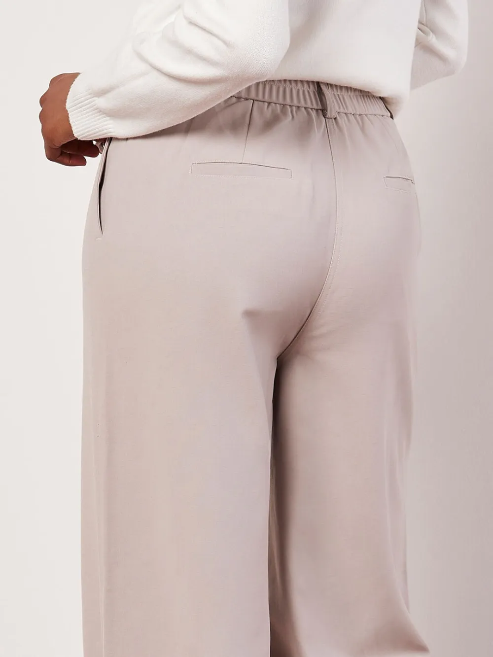 Tailored Straight-Leg Trousers