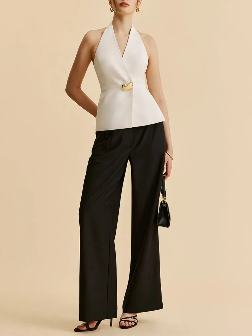 Halter Neck Backless Top With Pockets