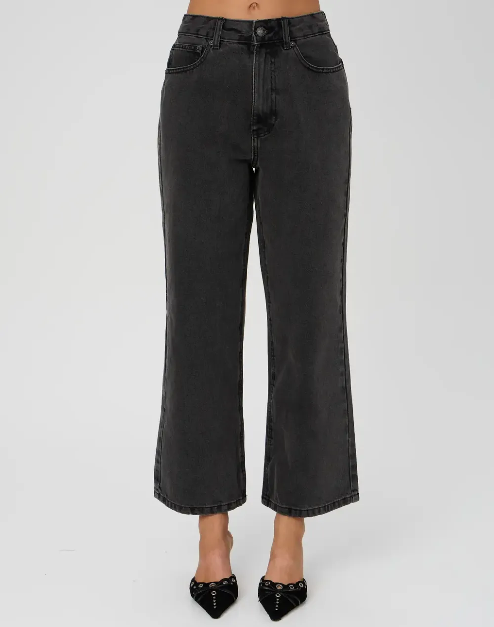 Wide Leg Cropped Jean