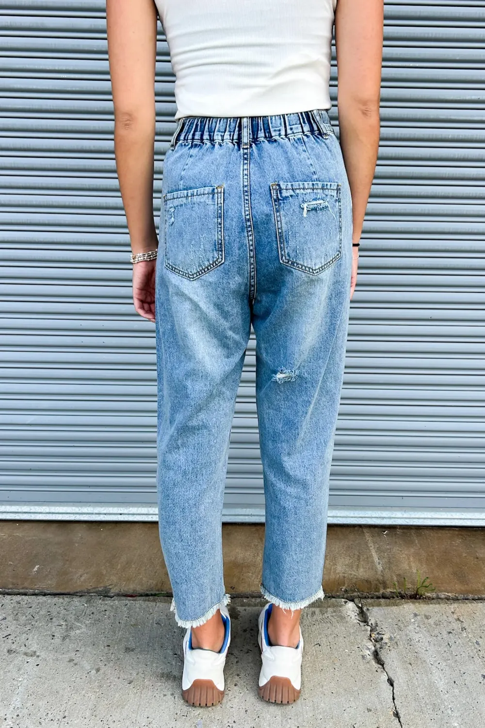 Distressed Straight Leg Jeans