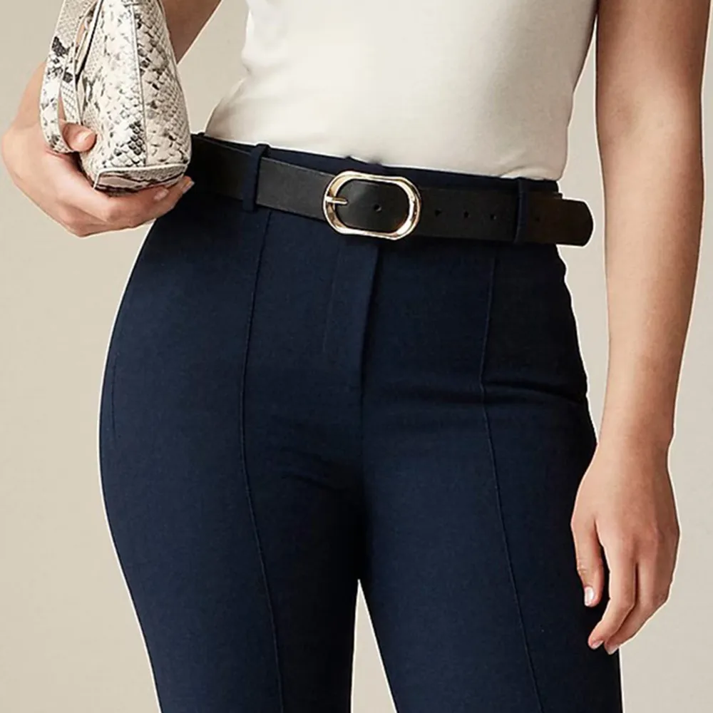 Cropped Natalia pant in four-season stretch