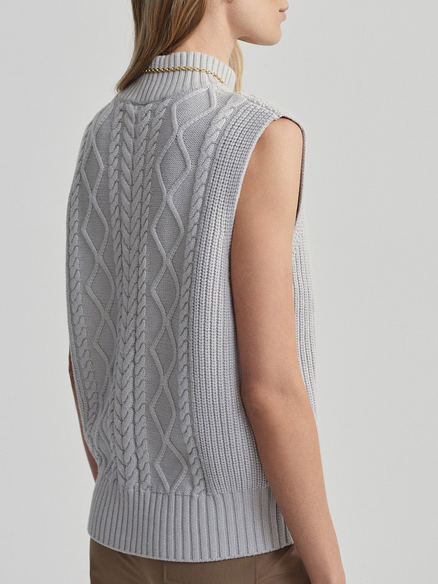 Joilette Roll Neck Vest