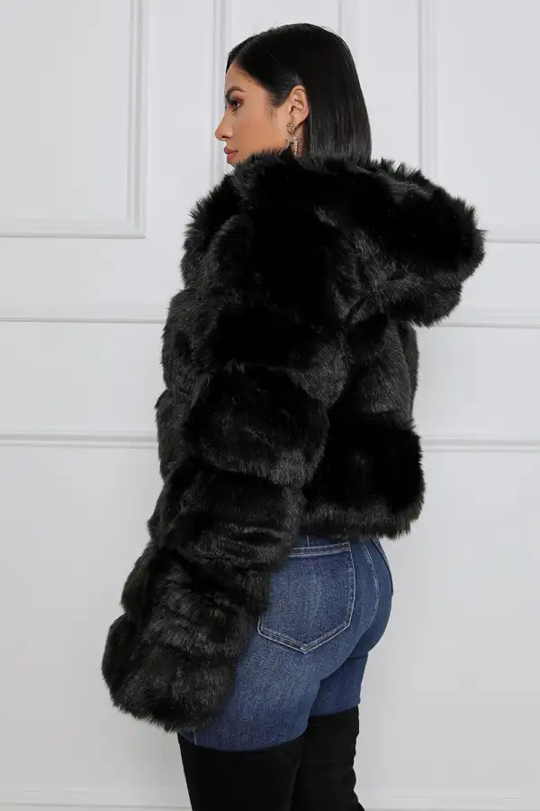 Feel Some Type of Way Faux Fur Crop Coat (Black)