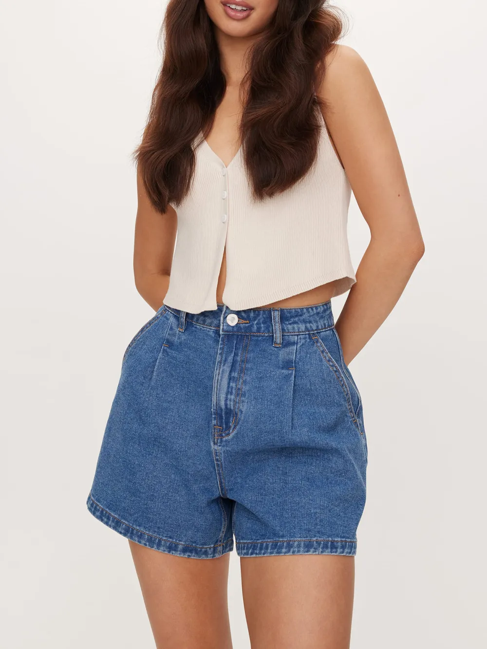 Taylor Pleat Front Short