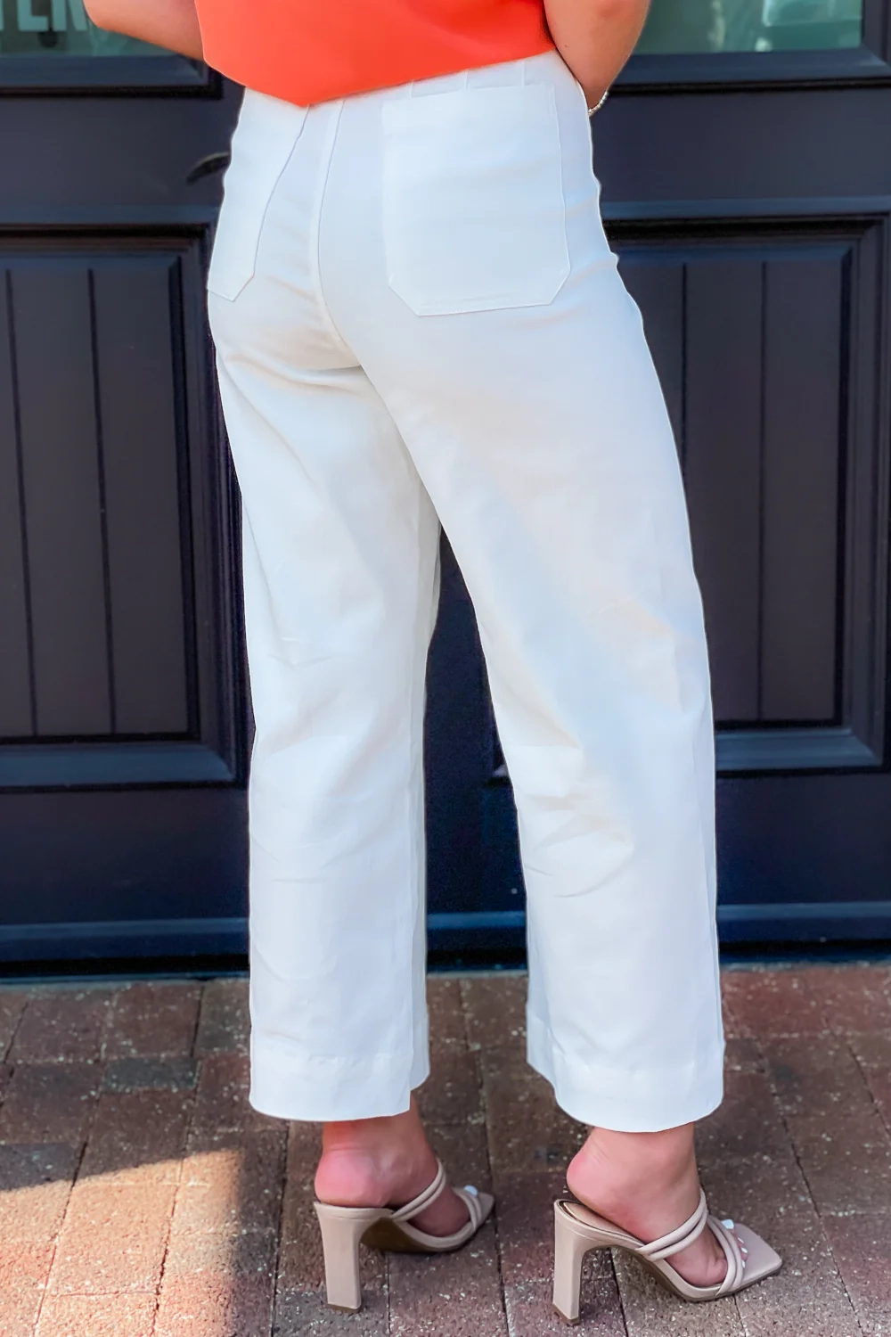 White casual loose trousers