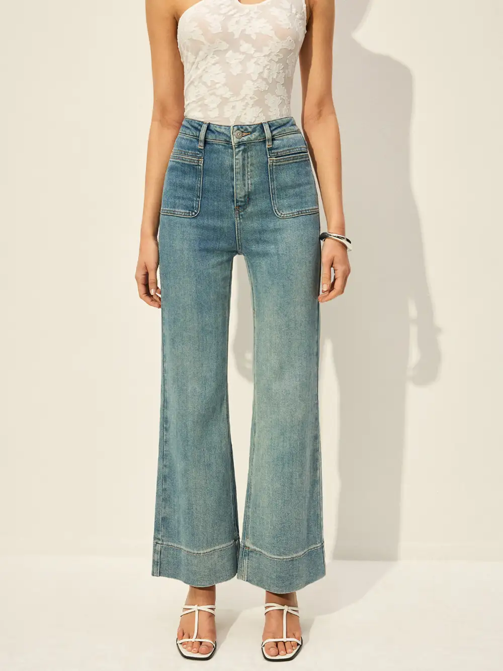 Pocketed Button Up Mid-Waist Jeans