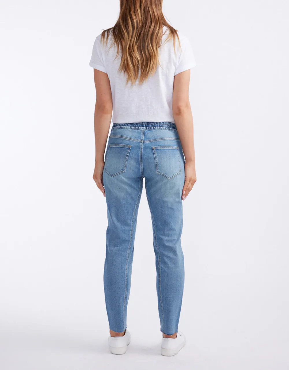 Cara Raw Hem Denim Jogger - Mid Wash