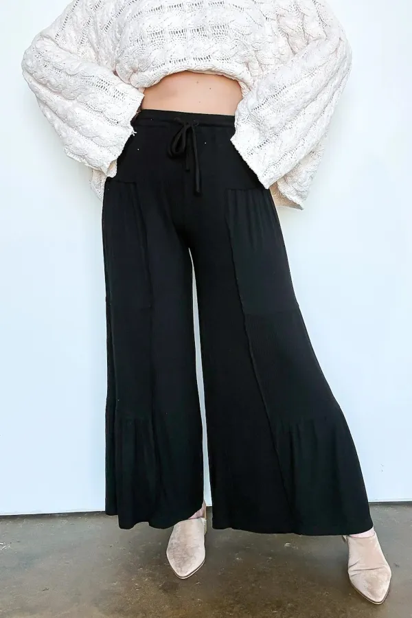 Ribbed Contrast Flowy Pants