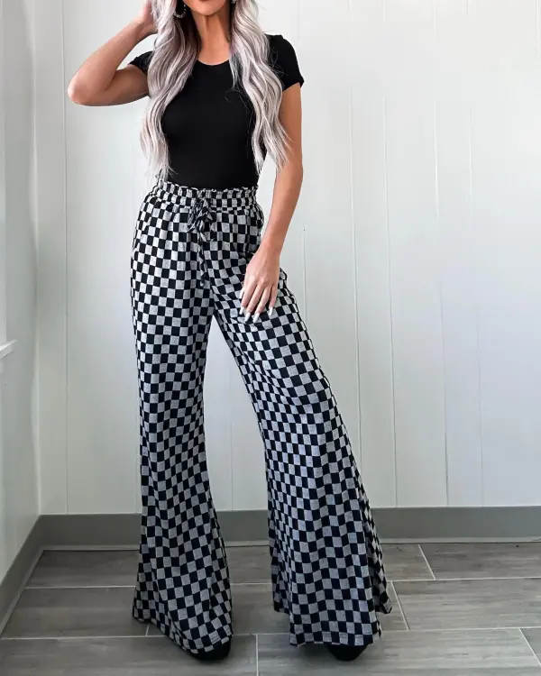 Patch Play Checkered Pants - Black