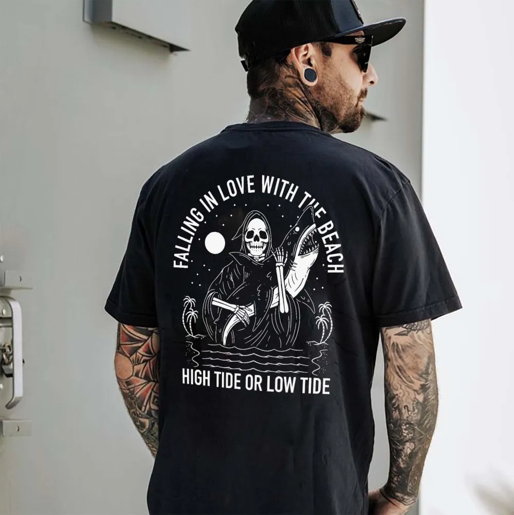 Falling Love With The Beach Printed Men's T-shirt