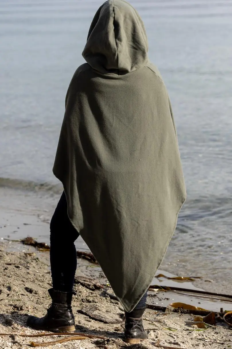 Cashmere Medicne Poncho W/ A Hood - Grey Sage Mist