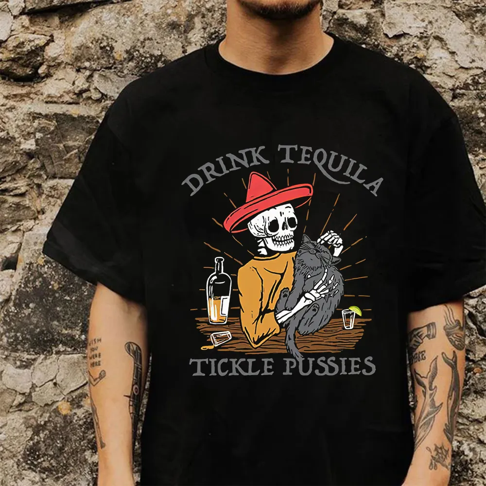 Drink Tequil A Tickle Pussies Printed Men's T-shirt