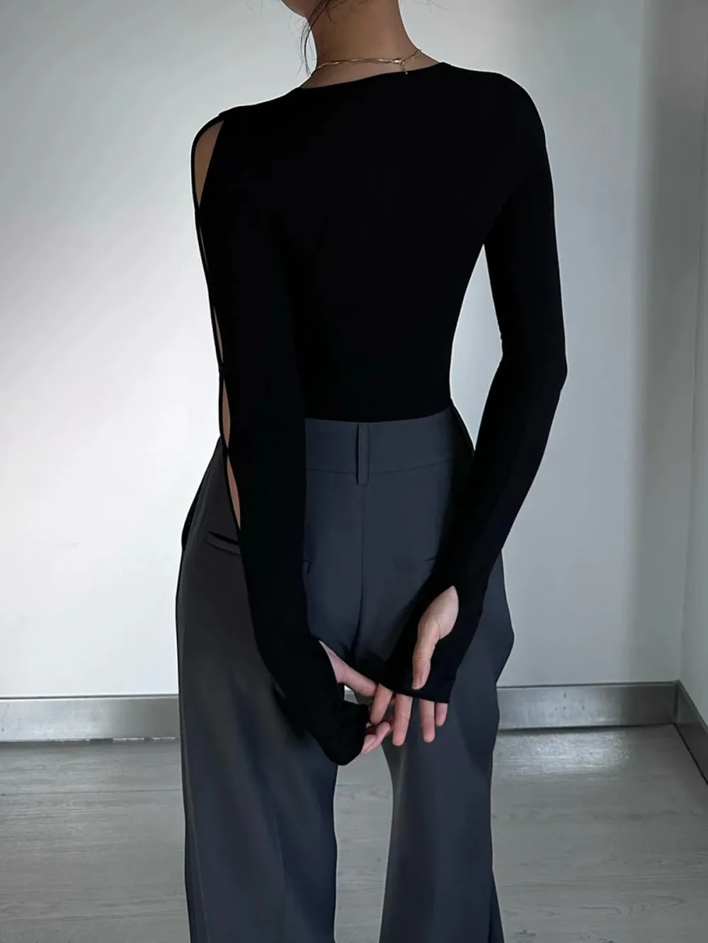 Hollow Crew Neck Long Sleeve Bodysuit