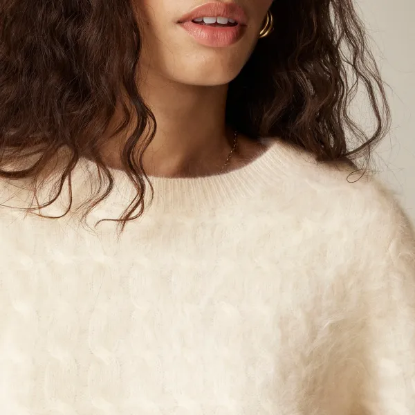 Brushed cashmere shrunken cable-knit crewneck sweater