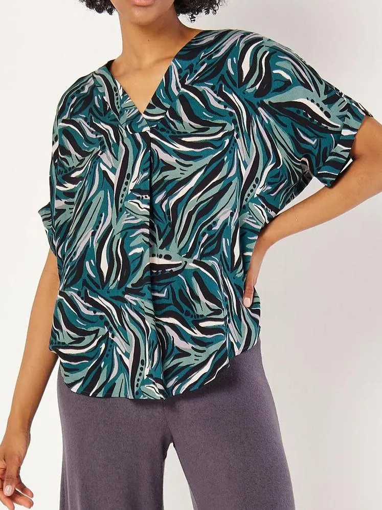 Abstract Print Pleat Blouse