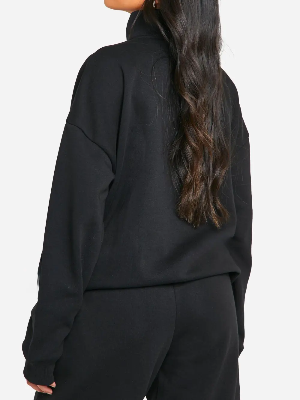 EMBROIDERED HALF ZIP OVERSIZED SWEATSHIRT