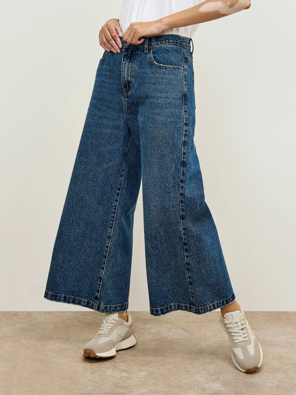 Luna Wide-Leg Non-Stretch Jeans