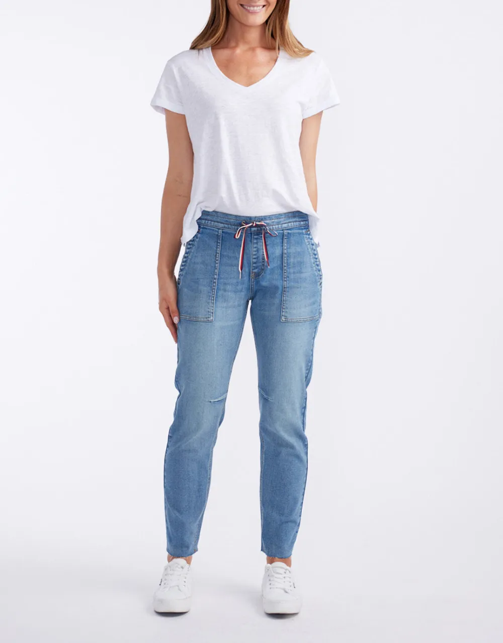 Cara Raw Hem Denim Jogger - Mid Wash