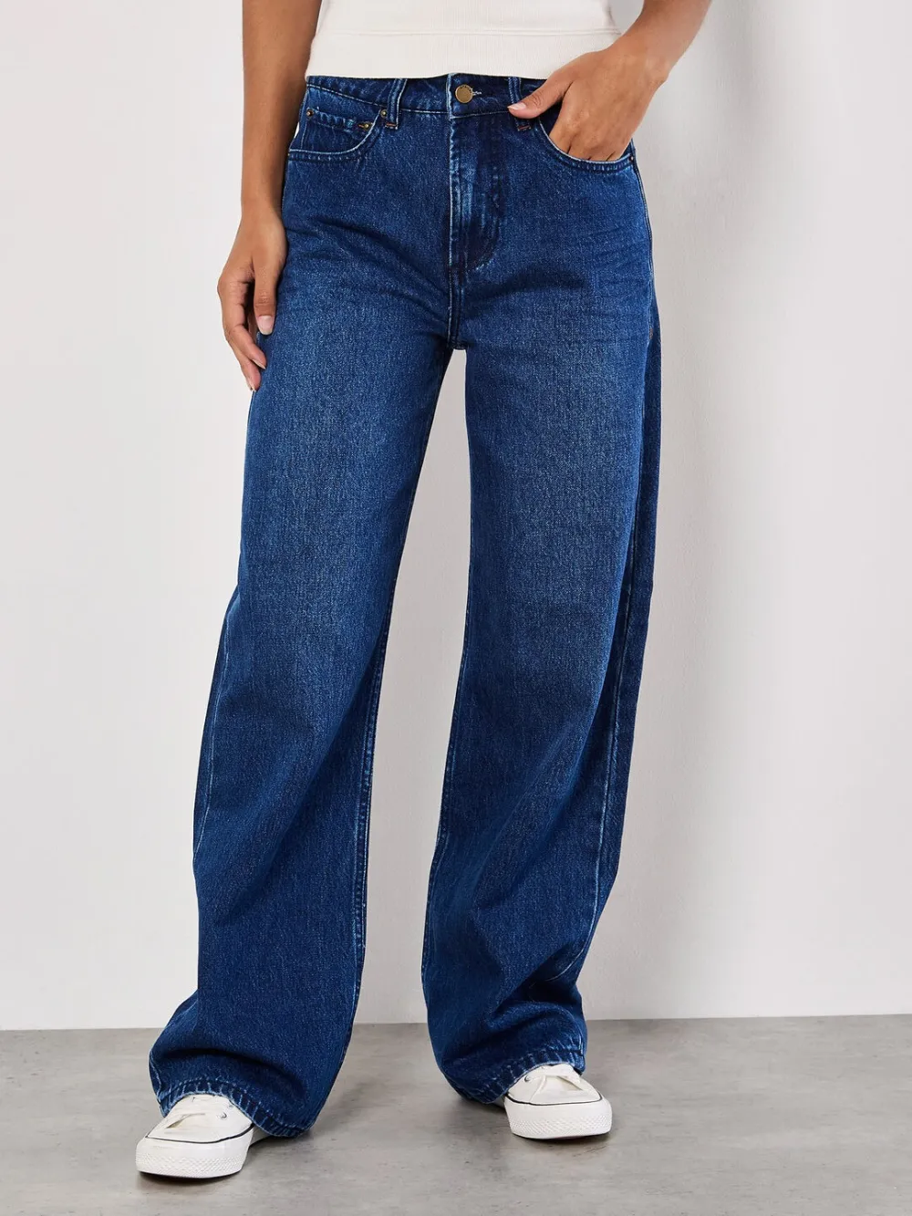 Elisa Wide Straight Leg Jeans