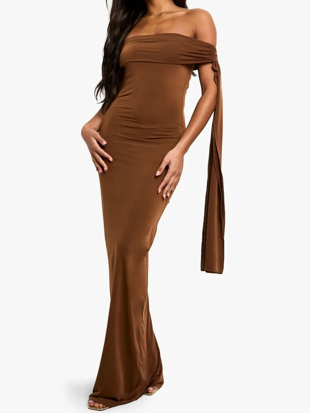 TWIST DETAIL OFF SHOULDER DRAPE MAXI DRESS