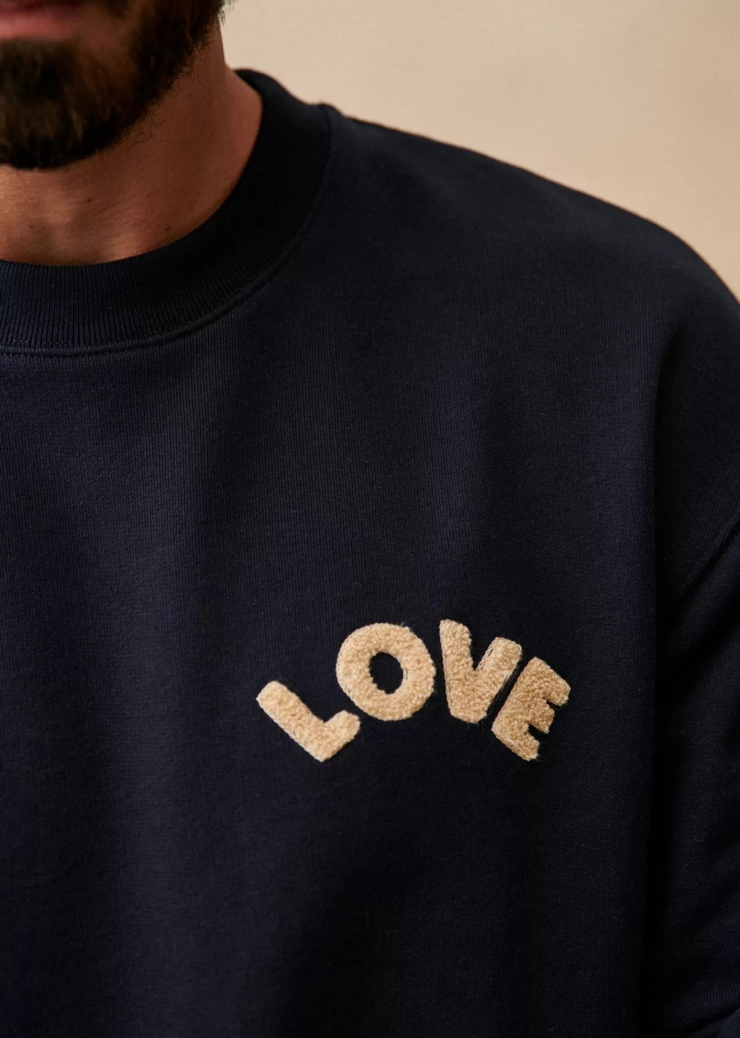 Love Sweat-Shirt T-Shirts