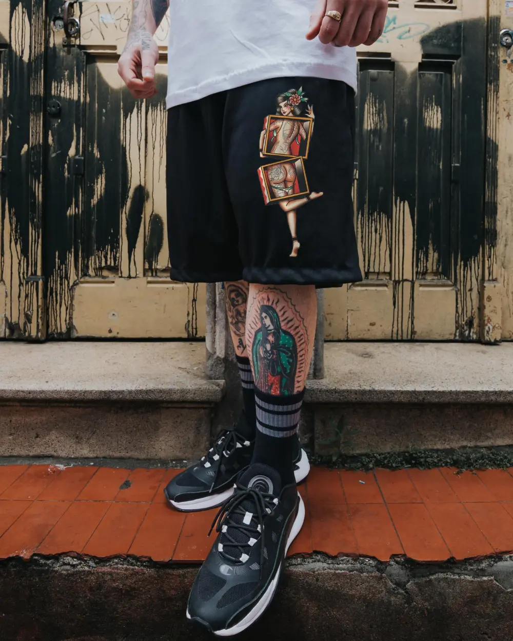 Magic Tattoo Girl Print Sports Casual Men's Loose Shorts
