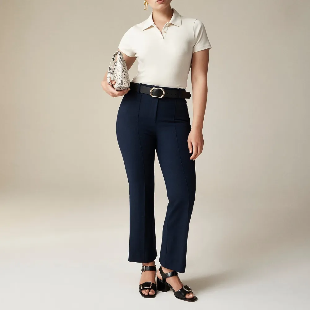 Cropped Natalia pant in four-season stretch