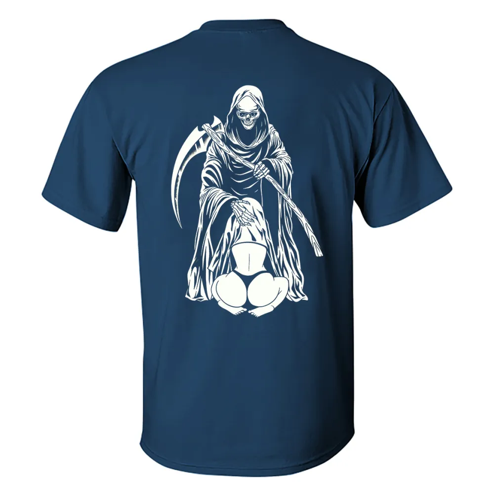 Hiding In The Reaper Crotch Printed Men's T-shirt