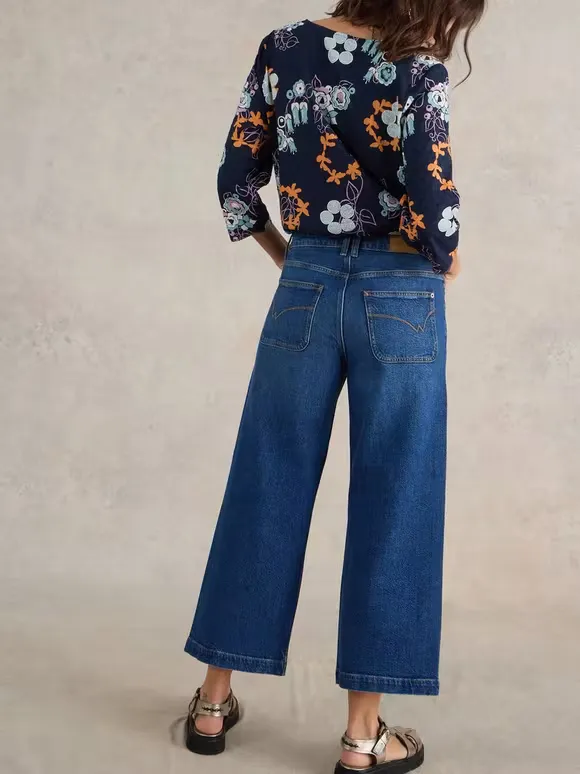 Tia Cropped Wide Leg Jean