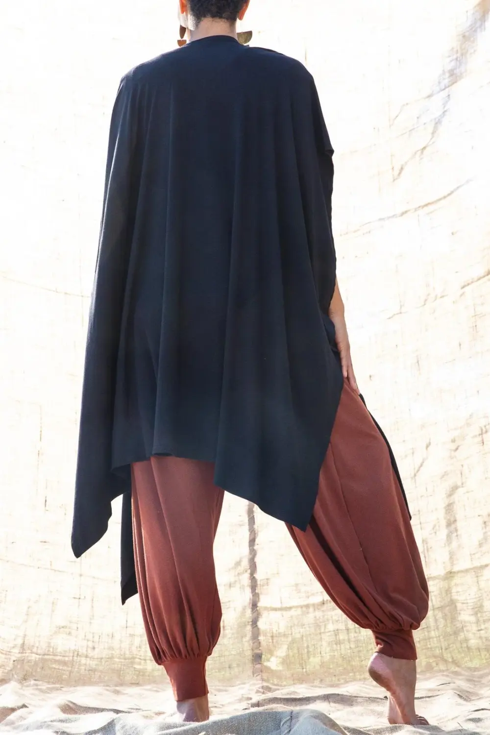 Raven Shawl - Mid Length - Black