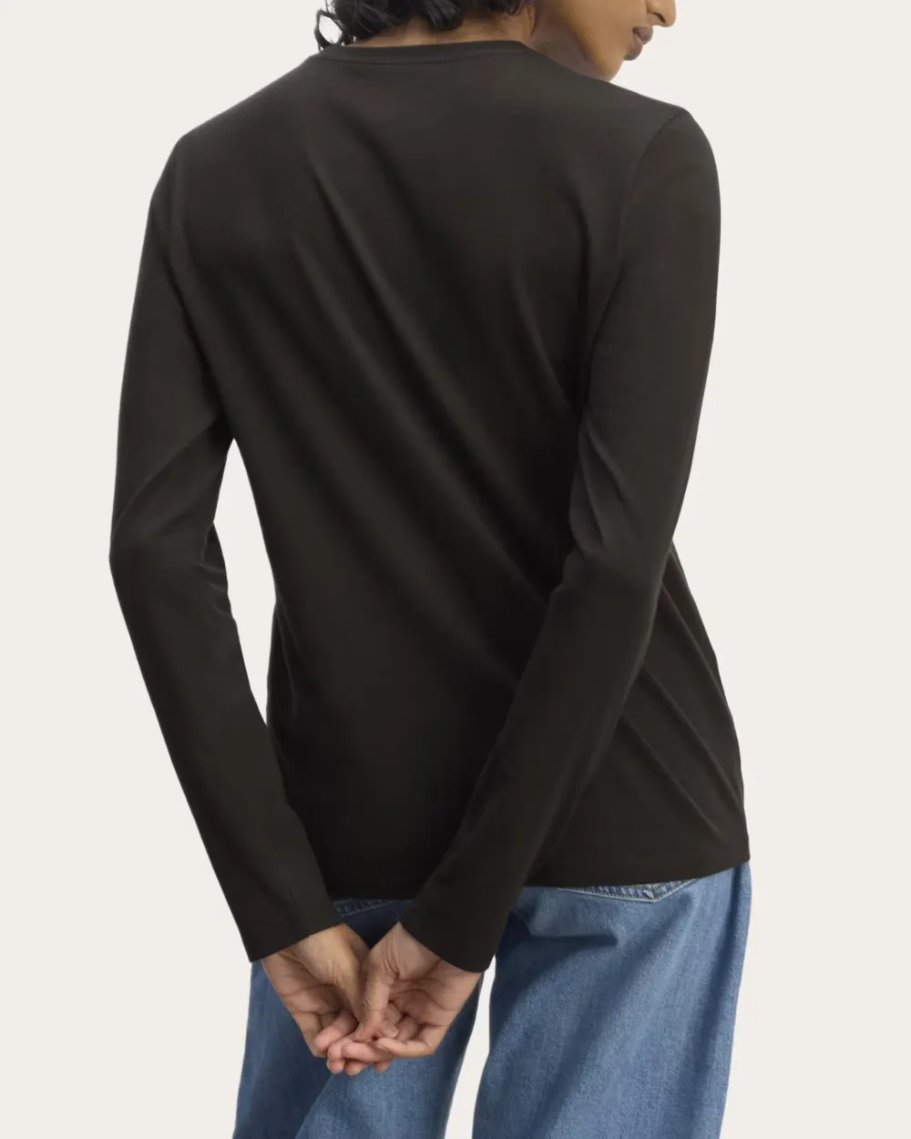 The Slim Long-Sleeve Crew in Essential Cotton