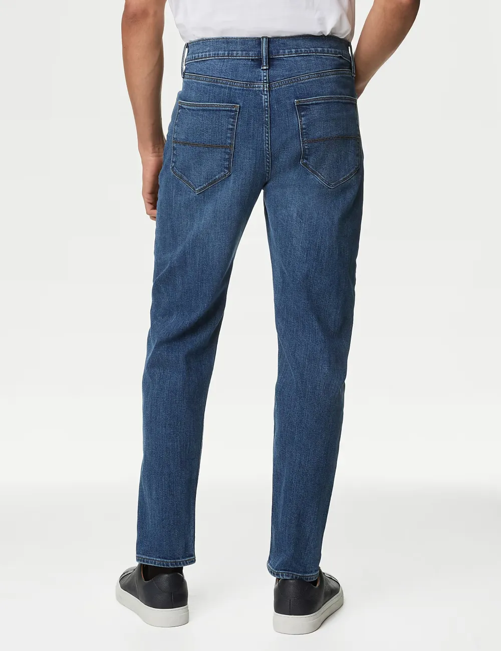 Tapered Fit Stretch Jeans