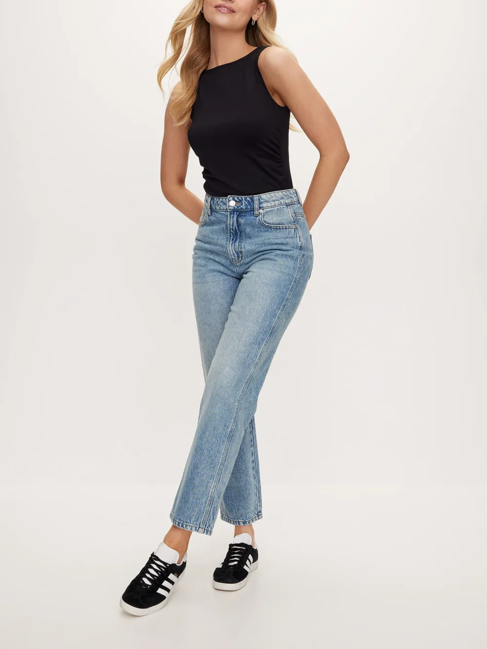 Wren Ridgid Straight Jeans