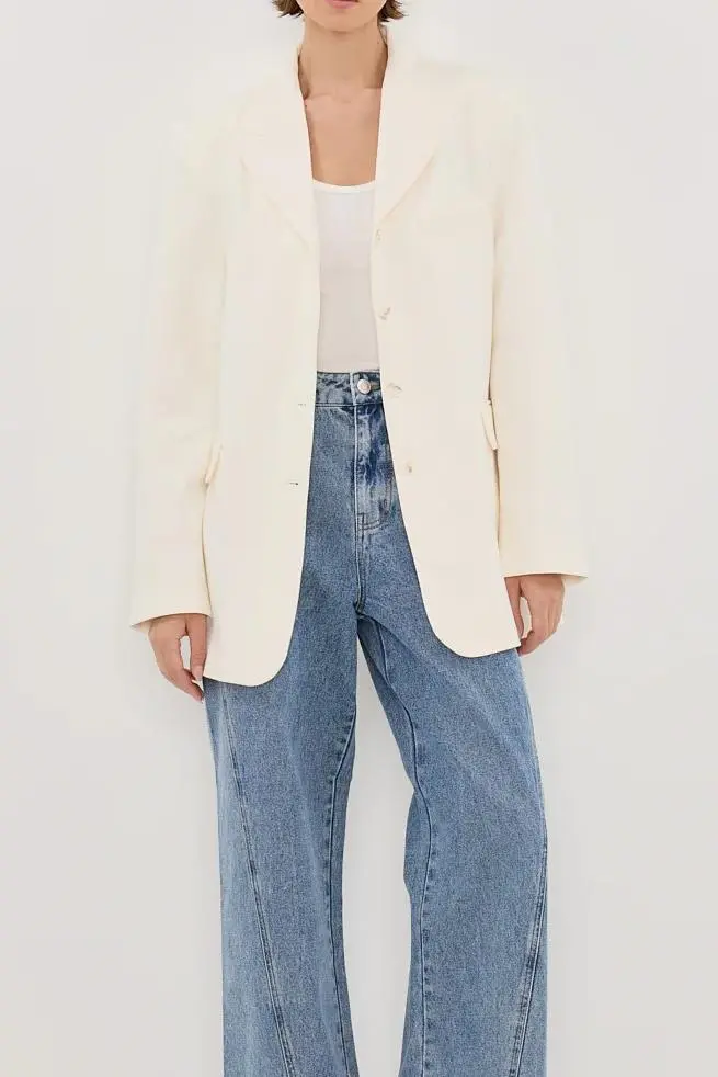 LIV CREAM BOYFRIEND BLAZER