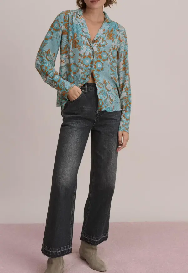 Printed shirt
Silk crepe de chine