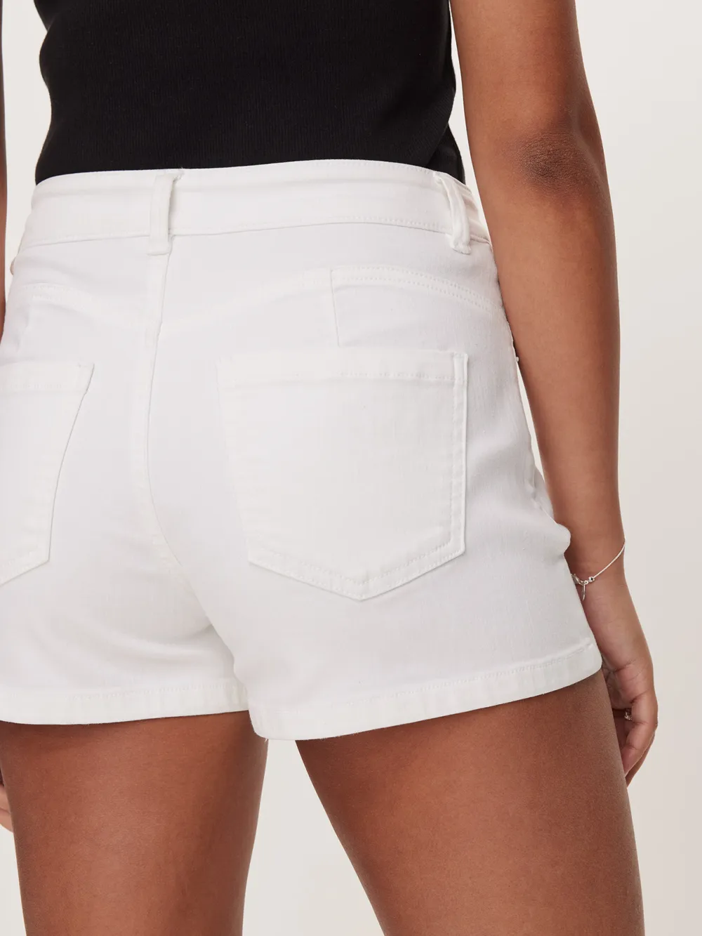 Peaches Denim Short