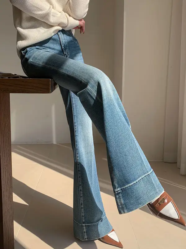 Washed Mid-Waist Flared Jeans